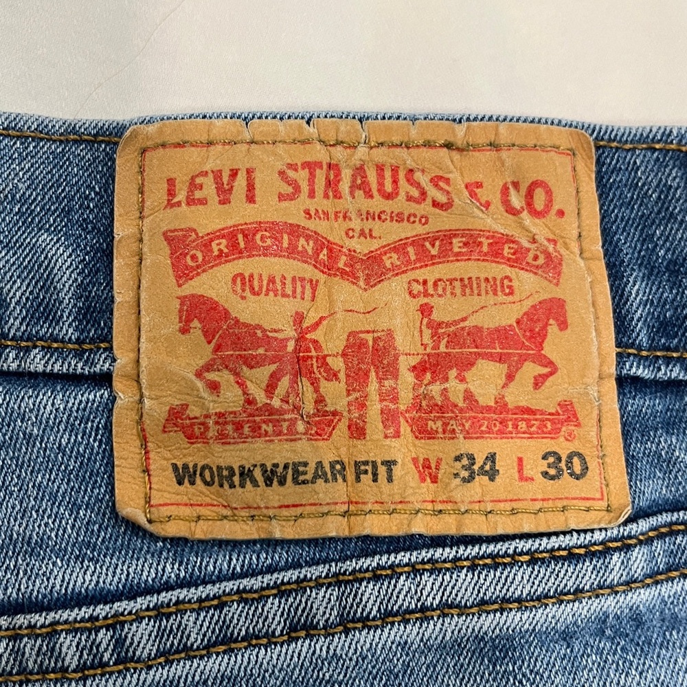 Classic Levi Strauss WorkWear Fit Men's Blue Jeans W34 L30